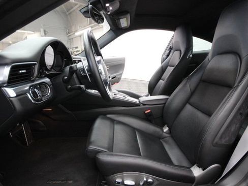 Used 2014 Porsche 911 Carrera 4 w/ Sport Chrono Package image 17
