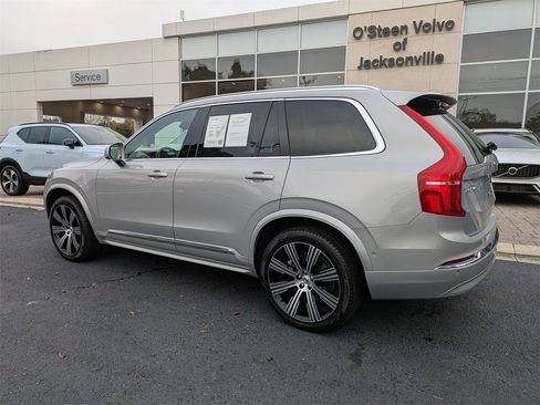 Certified 2025 Volvo XC90 B6 Ultra w/ Lounge Package image 3