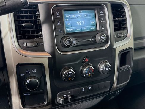 Used 2016 RAM 2500 SLT image 18