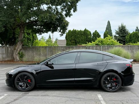 Used 2024 Tesla Model 3 Performance AWD/4WD image 2