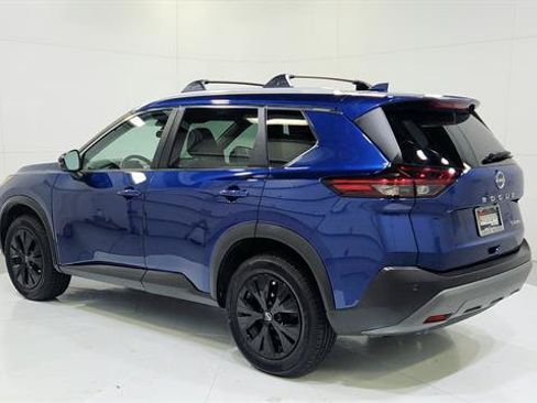 Certified 2022 Nissan Rogue SV w/ SV Premium Package AWD/4WD image 6