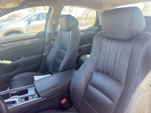 Used 2022 Honda Accord Sport Special Edition image 12