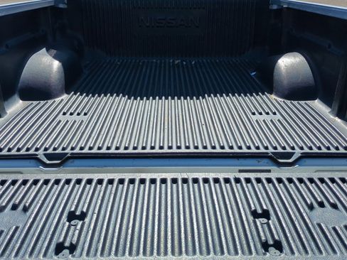 Used 2013 Nissan Frontier S image 23