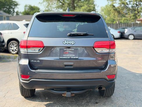 Used 2018 Jeep Grand Cherokee Laredo AWD/4WD image 16