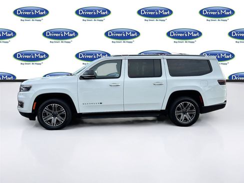 Used 2024 Jeep Wagoneer L Series II RWD image 4