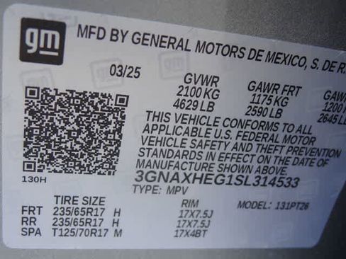 Used 2025 Chevrolet Equinox LT FWD image 38