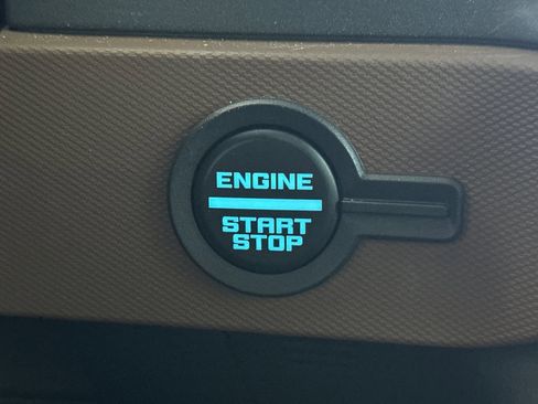 Used 2024 Ford Bronco Outer Banks AWD/4WD image 34