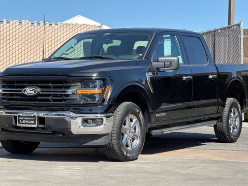 Used 2025 Ford F150 XLT w/ Equipment Group 301A Standard AWD/4WD image 8