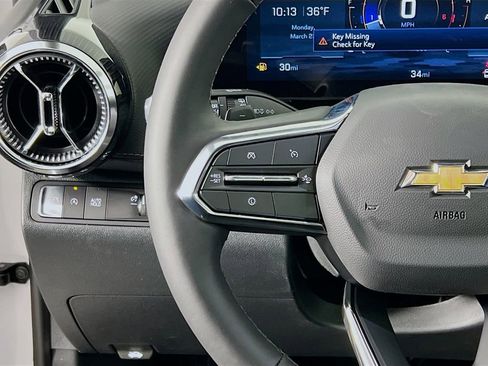 New 2026 Chevrolet Equinox LT w/ LPO, Floor Liner Package image 10