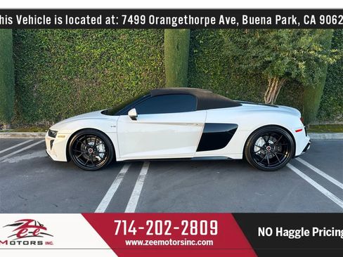 Used 2020 Audi R8 V10 w/ 20" Wheel Package image 12