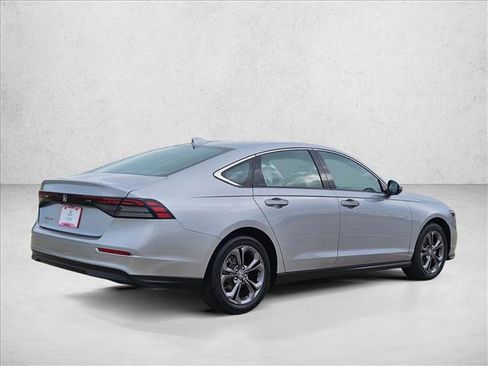 Used 2023 Honda Accord EX image 5