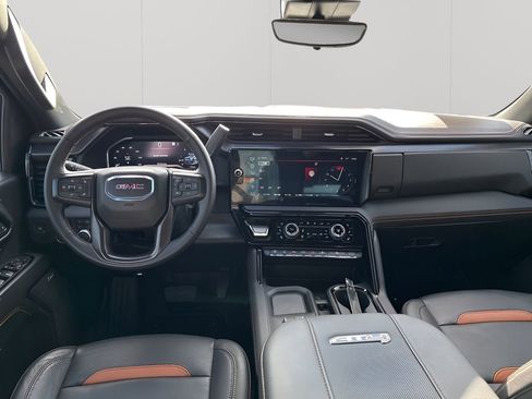 Used 2024 GMC Sierra 2500 AT4 w/ AT4 Premium Plus Package image 23