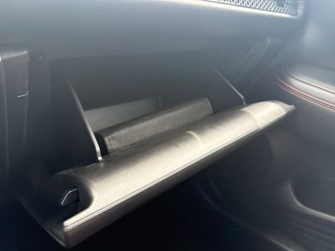 Certified 2025 Honda HR-V Sport image 37