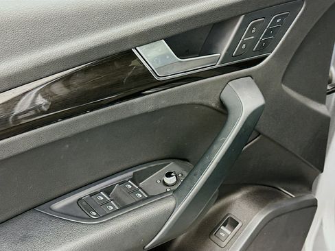 Used 2018 Audi Q5 2.0T Premium image 15