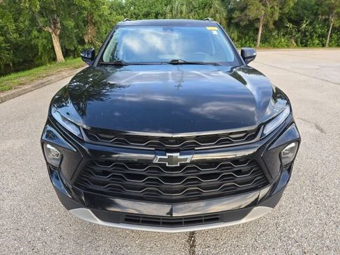 Used 2023 Chevrolet Blazer LT w/ LPO, Black Grille Bar Package FWD image 8