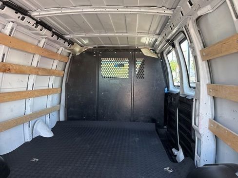 Used 2024 Chevrolet Express 2500 w/ Driver Convenience Package RWD image 13