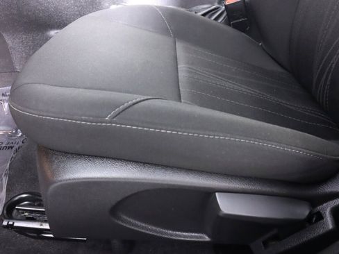Used 2018 Ford Focus SE FWD image 23