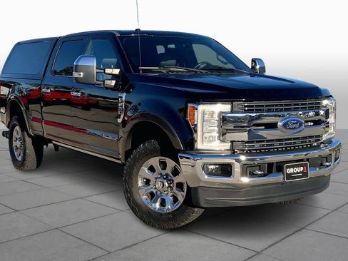 Used 2017 Ford F250 King Ranch w/ King Ranch Ultimate Package image 2