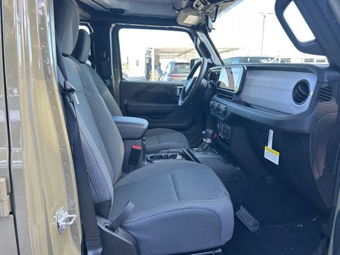 New 2026 Jeep Gladiator Sport image 23