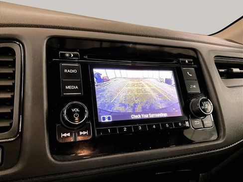Used 2020 Honda HR-V LX image 20
