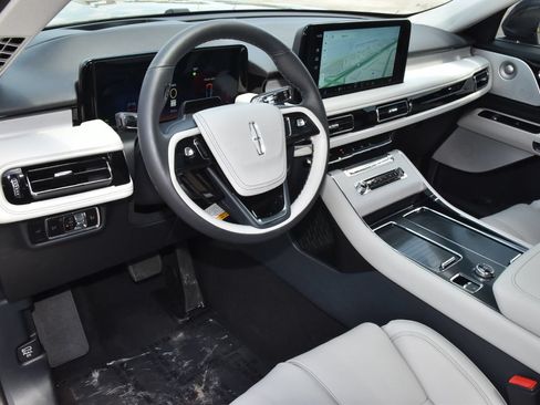 New 2026 Lincoln Aviator Reserve AWD/4WD image 35