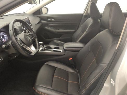 Used 2020 Nissan Altima 2.5 SR FWD image 17