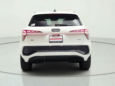 New 2026 Audi Q3 quattro 2.0T AWD/4WD image 6
