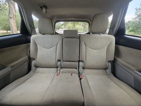 Used 2012 Toyota Prius V Two FWD image 22