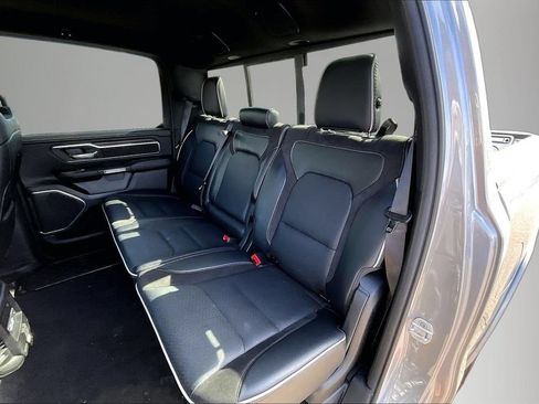 Used 2025 RAM 1500 Laramie AWD/4WD image 22