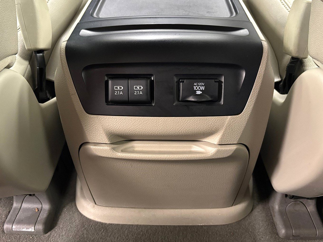 Used 2020 Toyota Sienna XLE FWD image 30