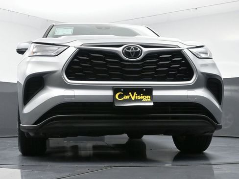 Used 2021 Toyota Highlander L image 54