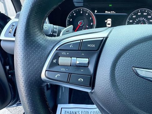 Used 2021 Genesis G70 2.0T image 36