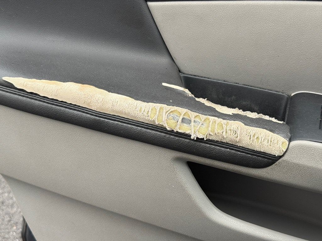 Used 2012 Honda Odyssey EX image 24