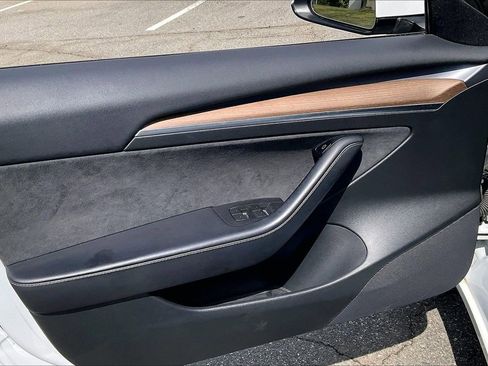 Used 2022 Tesla Model 3 Long Range image 28