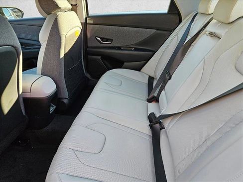 New 2026 Hyundai Elantra Limited image 17