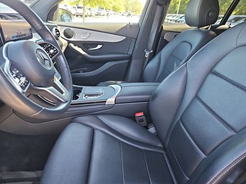 Used 2022 Mercedes-Benz GLC 300 4MATIC image 15