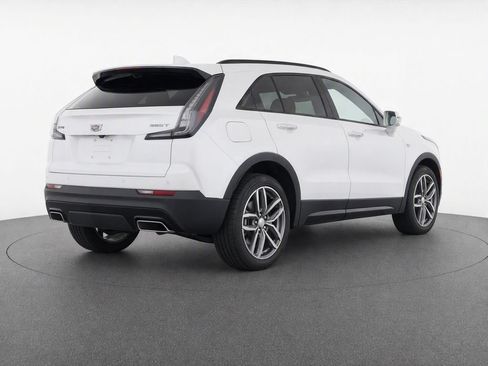Certified 2023 Cadillac XT4 Sport FWD image 3
