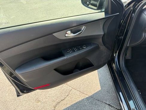 Certified 2021 Kia Forte LXS FWD image 18