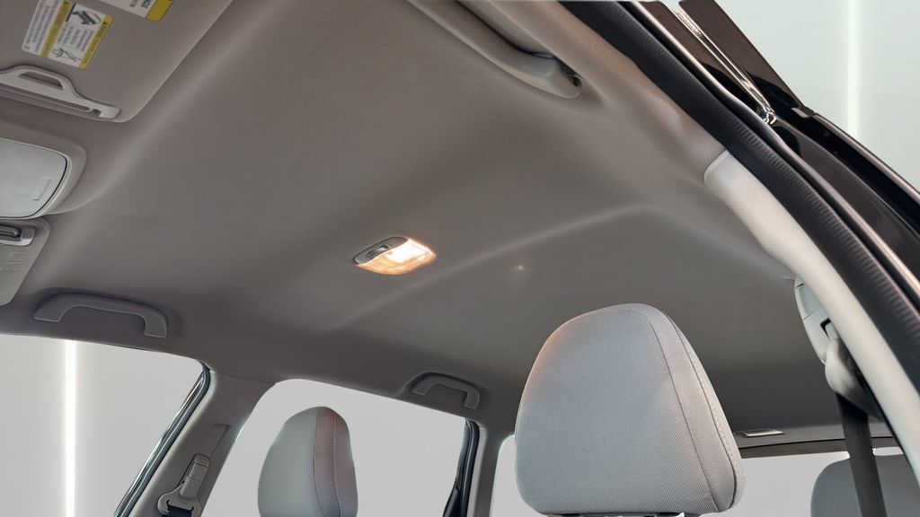 Certified 2021 Subaru Forester AWD/4WD image 16