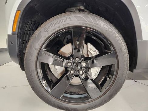 New 2026 Land Rover Defender 130 S image 8