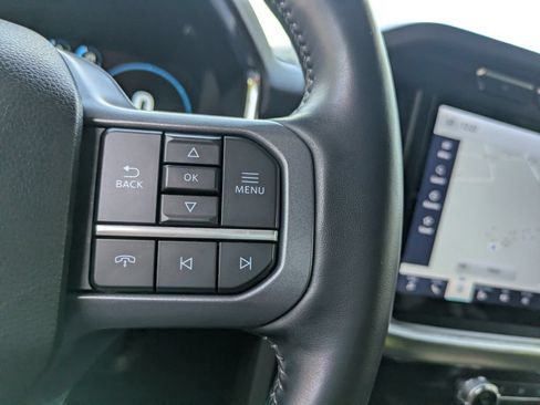 Used 2023 Ford F150 Lariat w/ Equipment Group 502A High AWD/4WD image 31