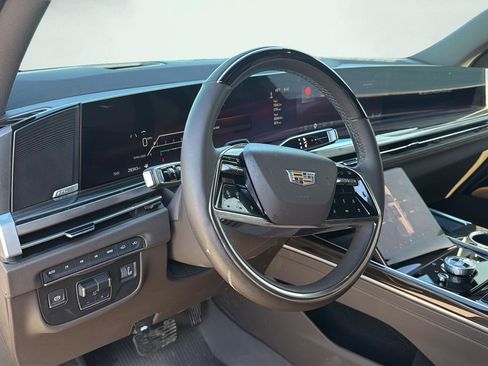 Used 2025 Cadillac Escalade Premium Luxury w/ Touring Package AWD/4WD image 12