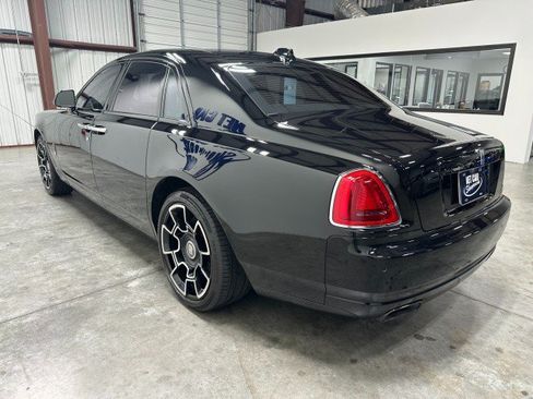 Used 2018 Rolls-Royce Ghost RWD image 13