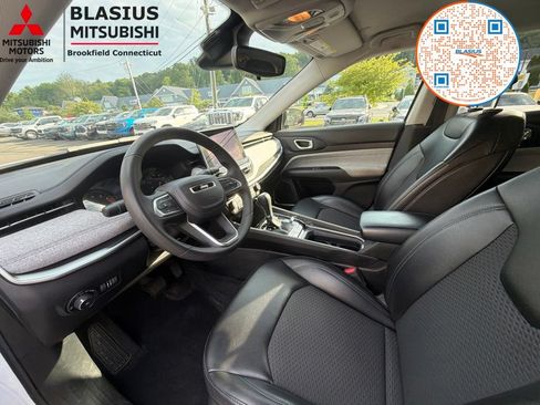 Used 2022 Jeep Compass Latitude AWD/4WD image 23