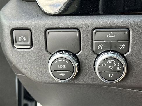 New 2026 GMC Sierra 1500 Elevation w/ LPO, Elevation Black Package image 16