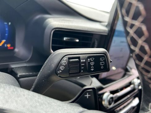 Used 2024 Ford Explorer ST w/ Equipment Group 401A AWD/4WD image 9