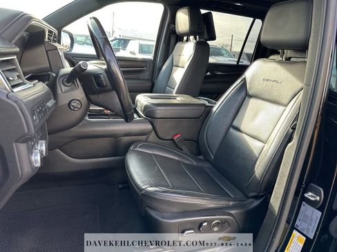 Used 2021 GMC Yukon XL Denali w/ Denali Premium Package image 16