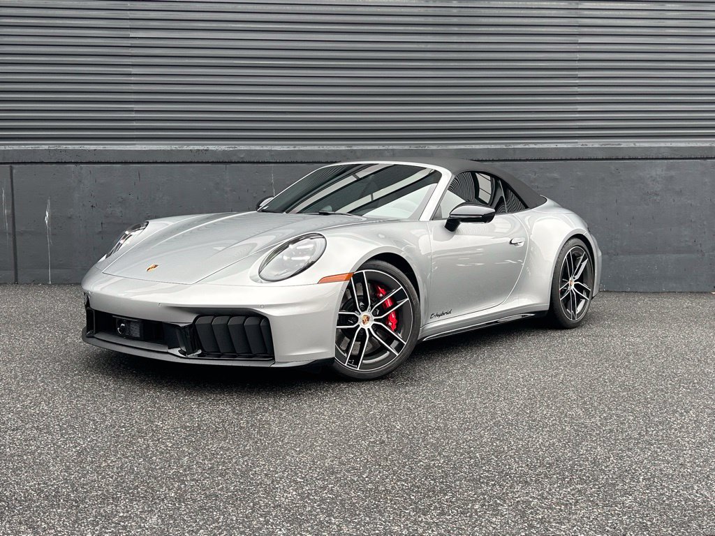 Certified 2026 Porsche 911 Carrera GTS RWD image 1