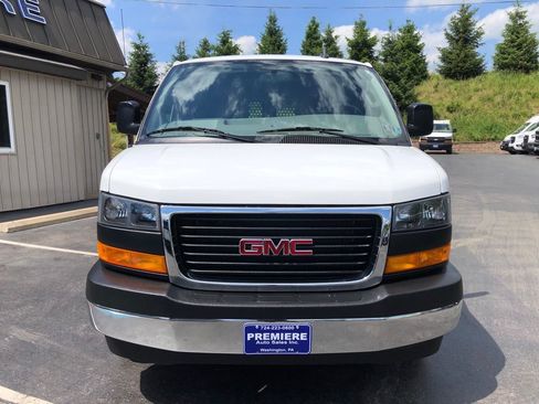 Used 2024 GMC Savana 2500 w/ Driver Convenience Package RWD image 9