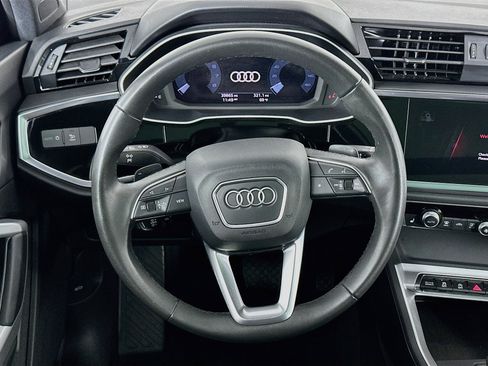Used 2025 Audi Q3 2.0T Premium AWD/4WD image 18
